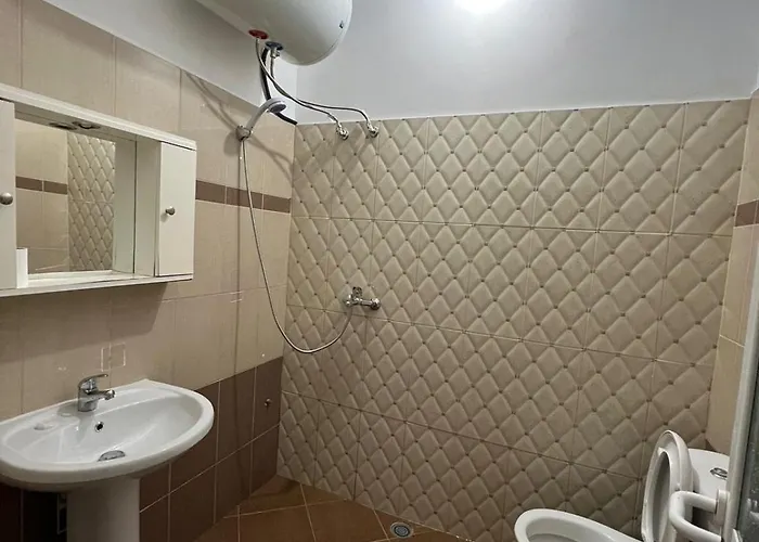 White Gæstehus Sarandë